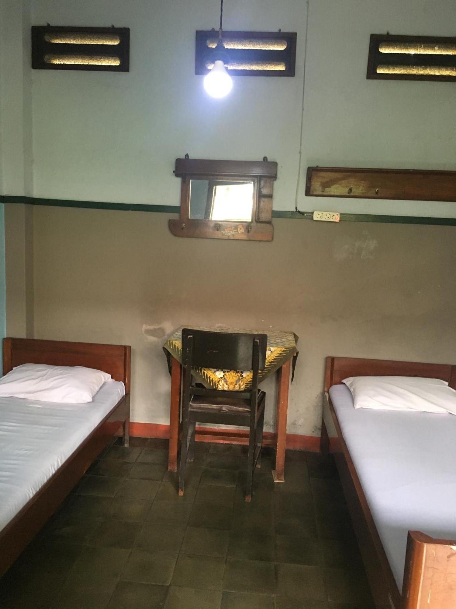 Ciamis Oyo Life 1708 Hotel Budi Famili 1 Syariah מראה חיצוני תמונה